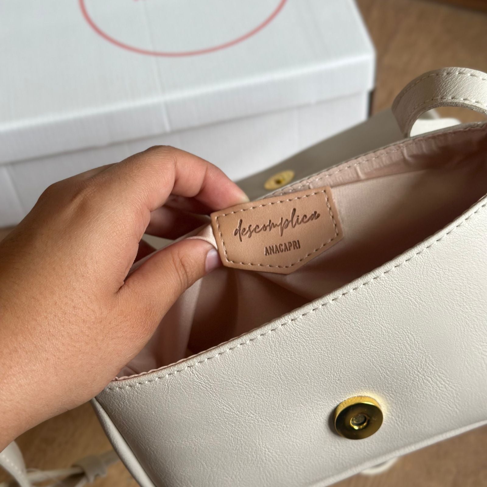 Bolsa Ana Capri Crossbody Matelassê C500160586