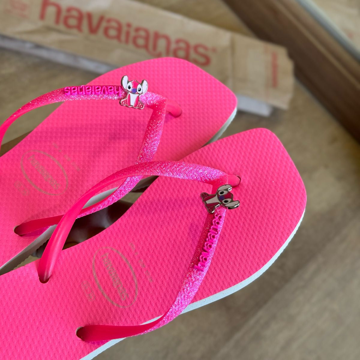 Havaianas Slim Square Glitter Neon + Pin Stitch